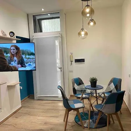 Bayres Blue Апартаменты Милан